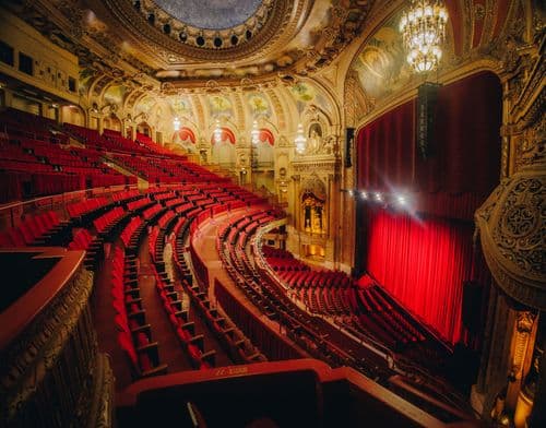 Chicago Theatre